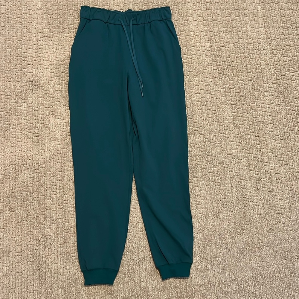 Lululemon Stretch High Rise Jogger